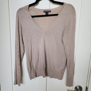 Club Monaco v neck sweater